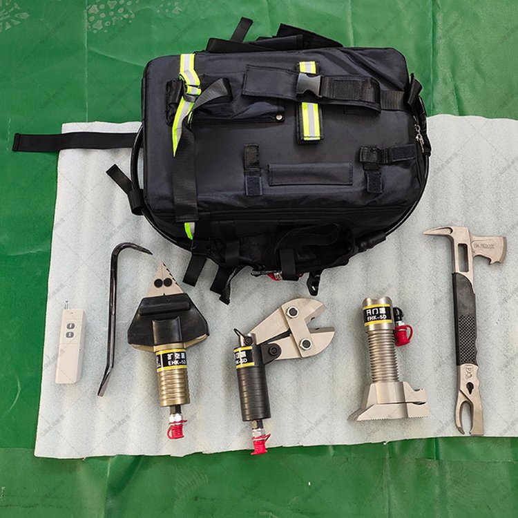 迅通背负式电动液压破拆工具组便捷式救援防护栅栏剪切器套装(pic3) 背负式电动液压破拆工具组(pic4)